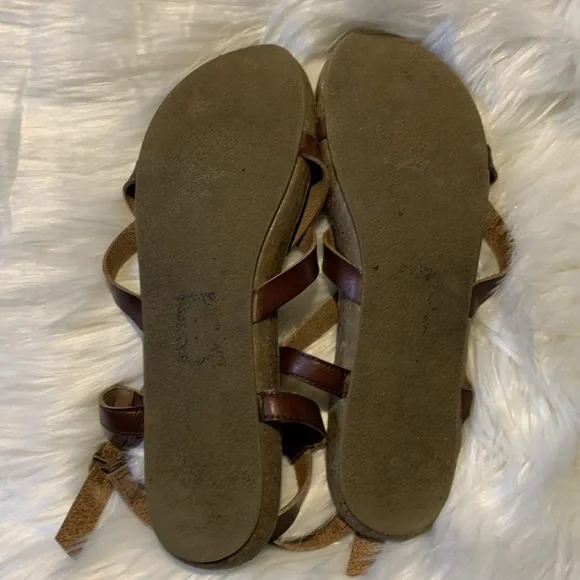 Blowfish Malibu Sandal size 10 leather braided detail - Picture 6 of 7